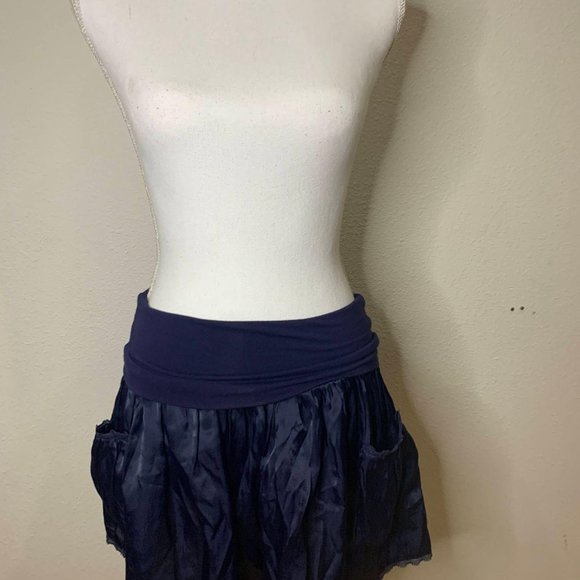 🦄  Charlotte Russe / Small / Navy Silk Skirt - Picture 7 of 8